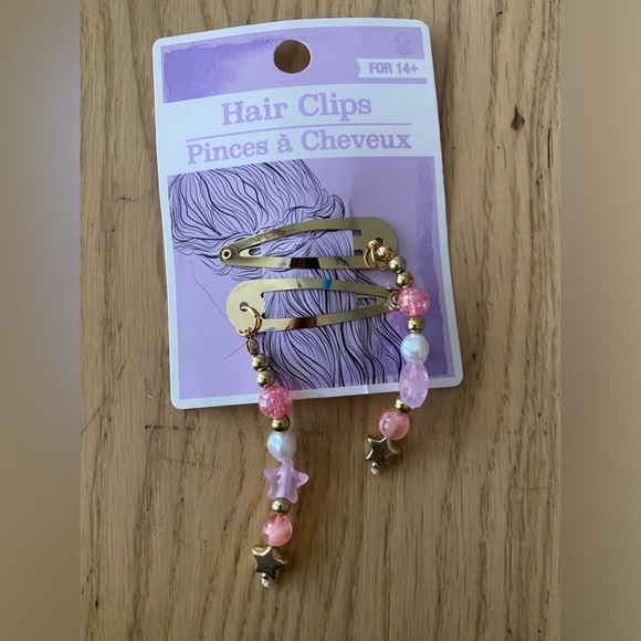 🆕 Beaded Hair Clip with Dangle🆕 - Picture 6 of 6